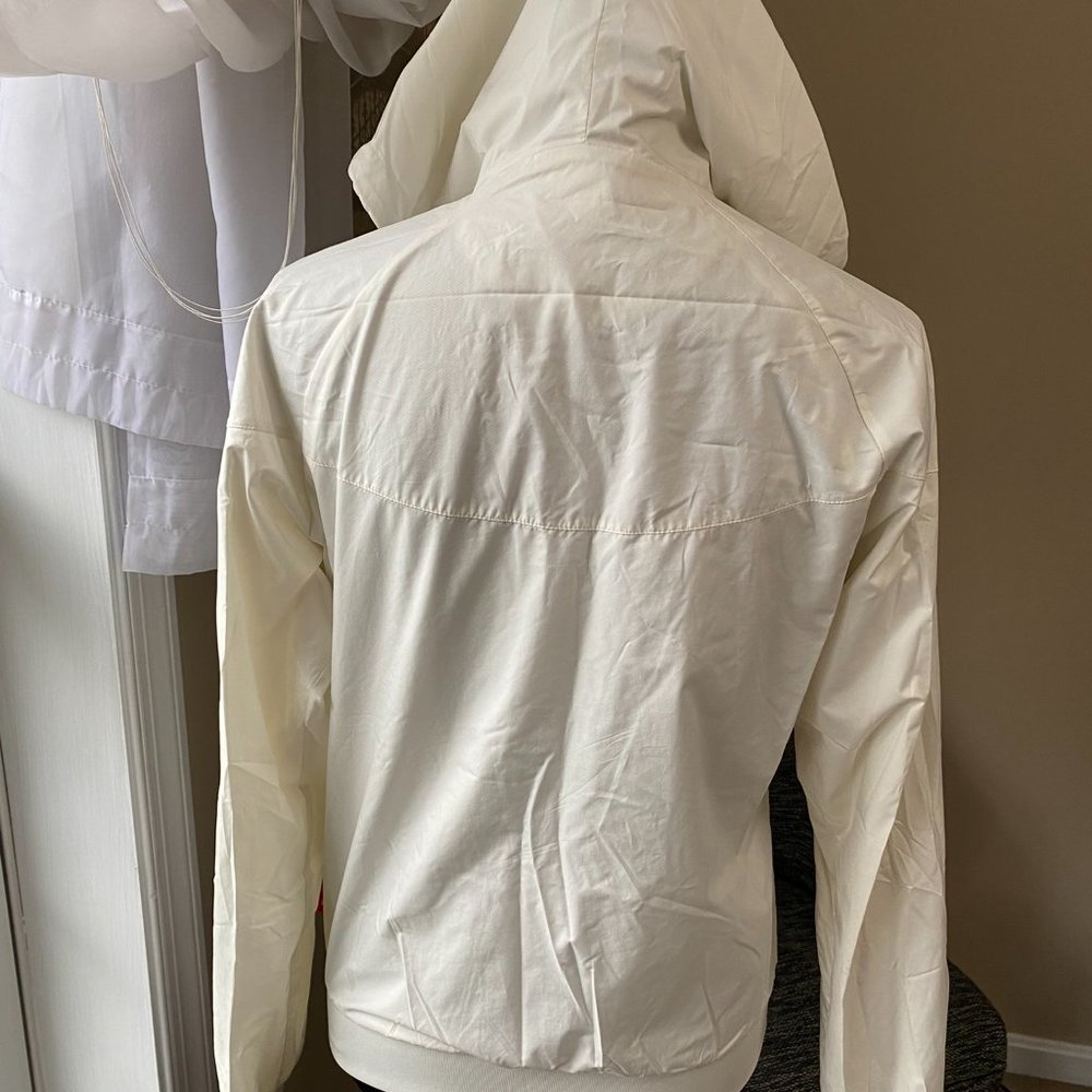 Nike Windrunner - image 2